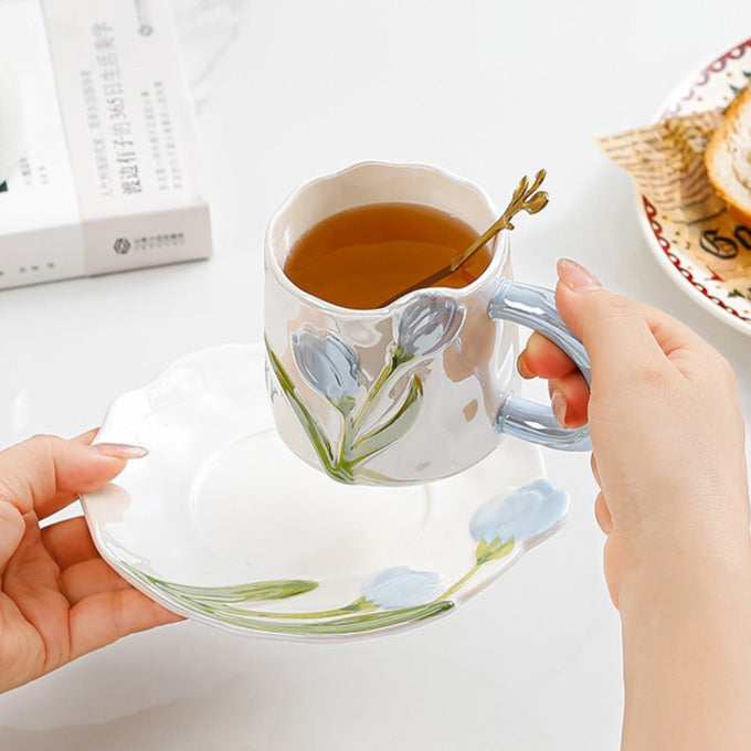 Ceramic Mug with Flower Pearl Glaze