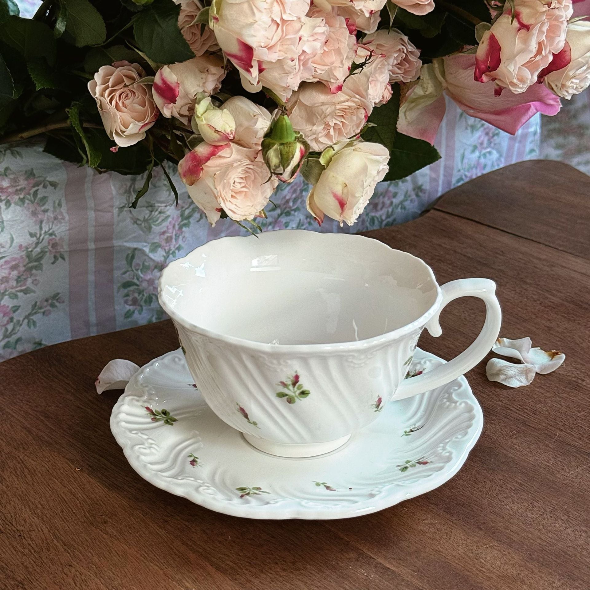 French Vintage Rose Branch Embossed Ceramic Dinner Plate Ceramic Bowl Ceramic Saucer