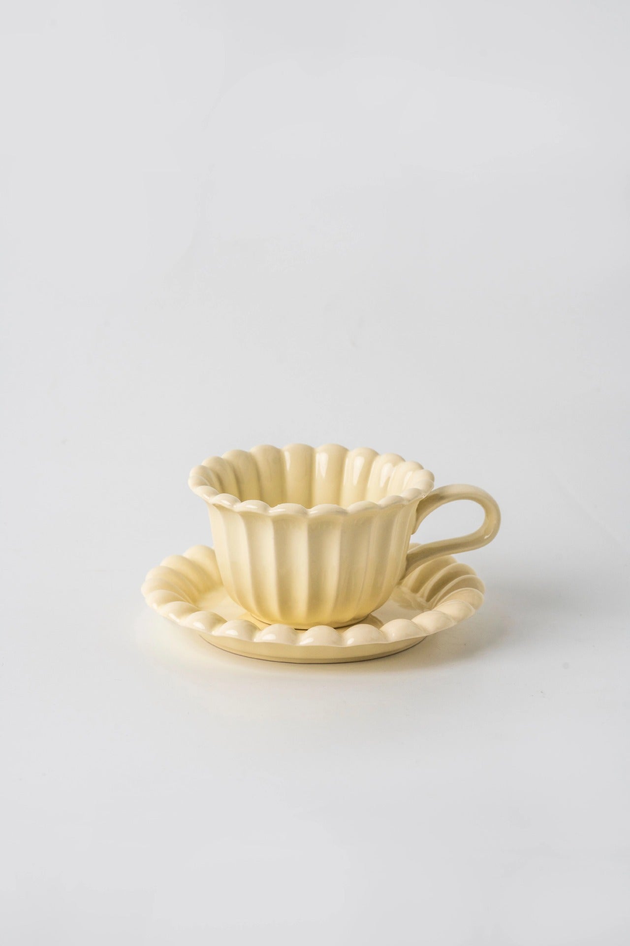 Palace Embossed Style Afternoon Tea Ceramic Coffee Cups