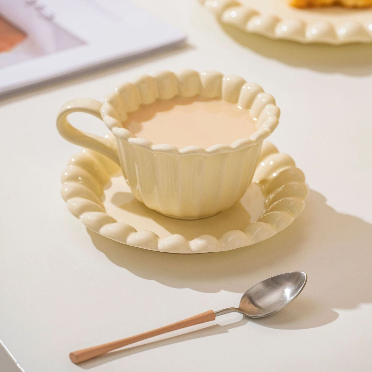Palace Embossed Style Afternoon Tea Ceramic Coffee Cups