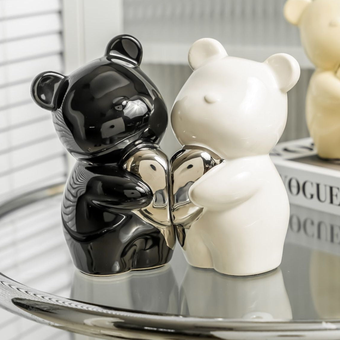 Cute bear home decor bookstand